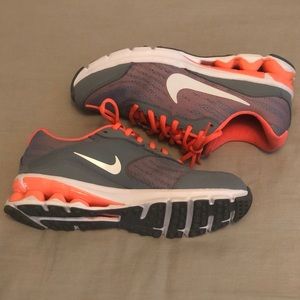 Nike Reax Run 9